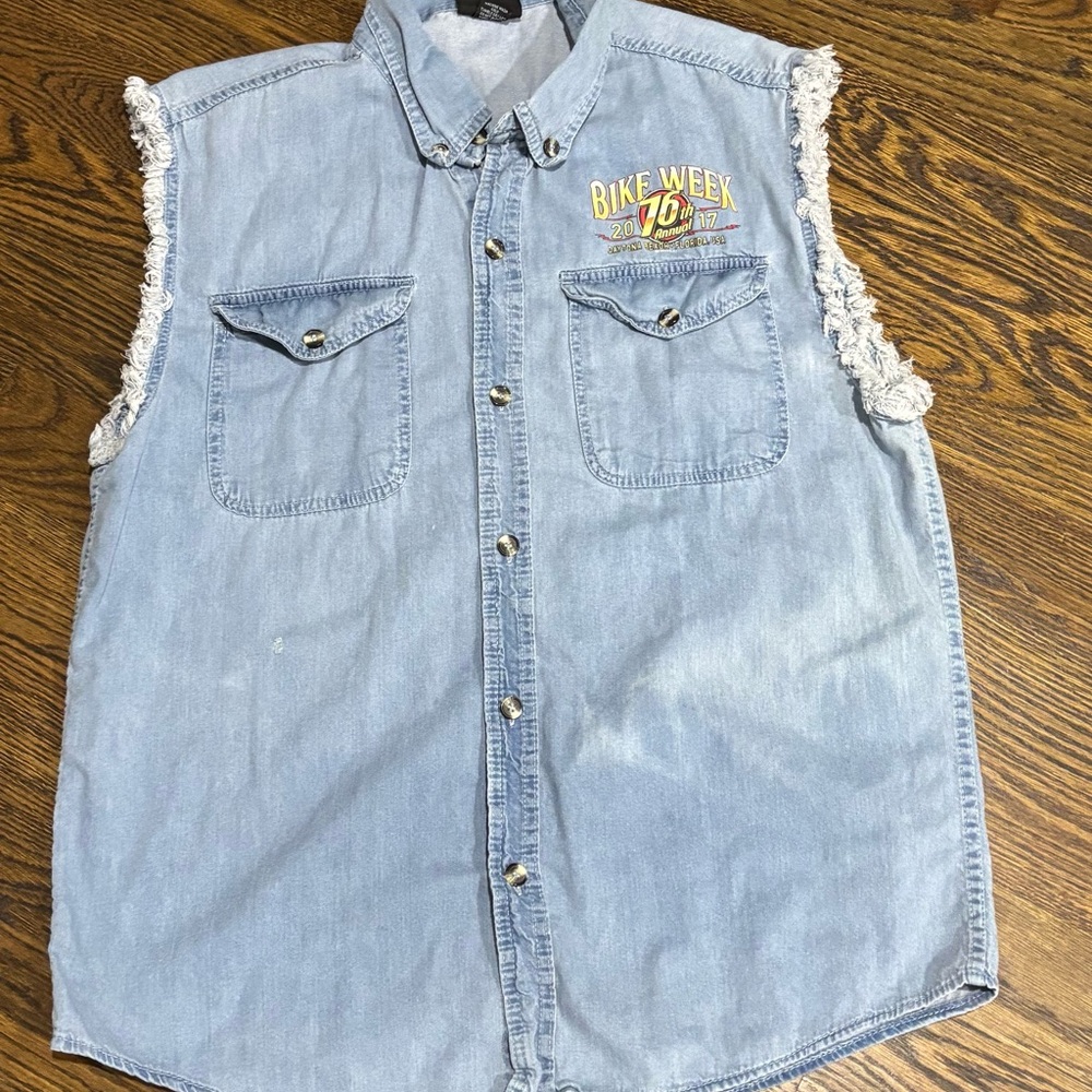 VTG Hot Leathers Men's Blue Sleeveless Denim Button-Up Shirt Bike Week 2017 XL